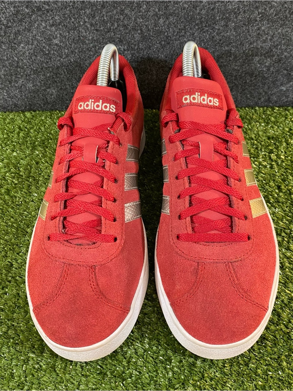 Adidas VL Court 2.0 Sneakers Men's Size 9 Burgundy Silver Skate Low Top Casual